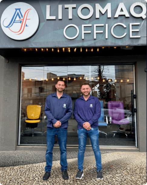 Foto com os socios da litomaq office